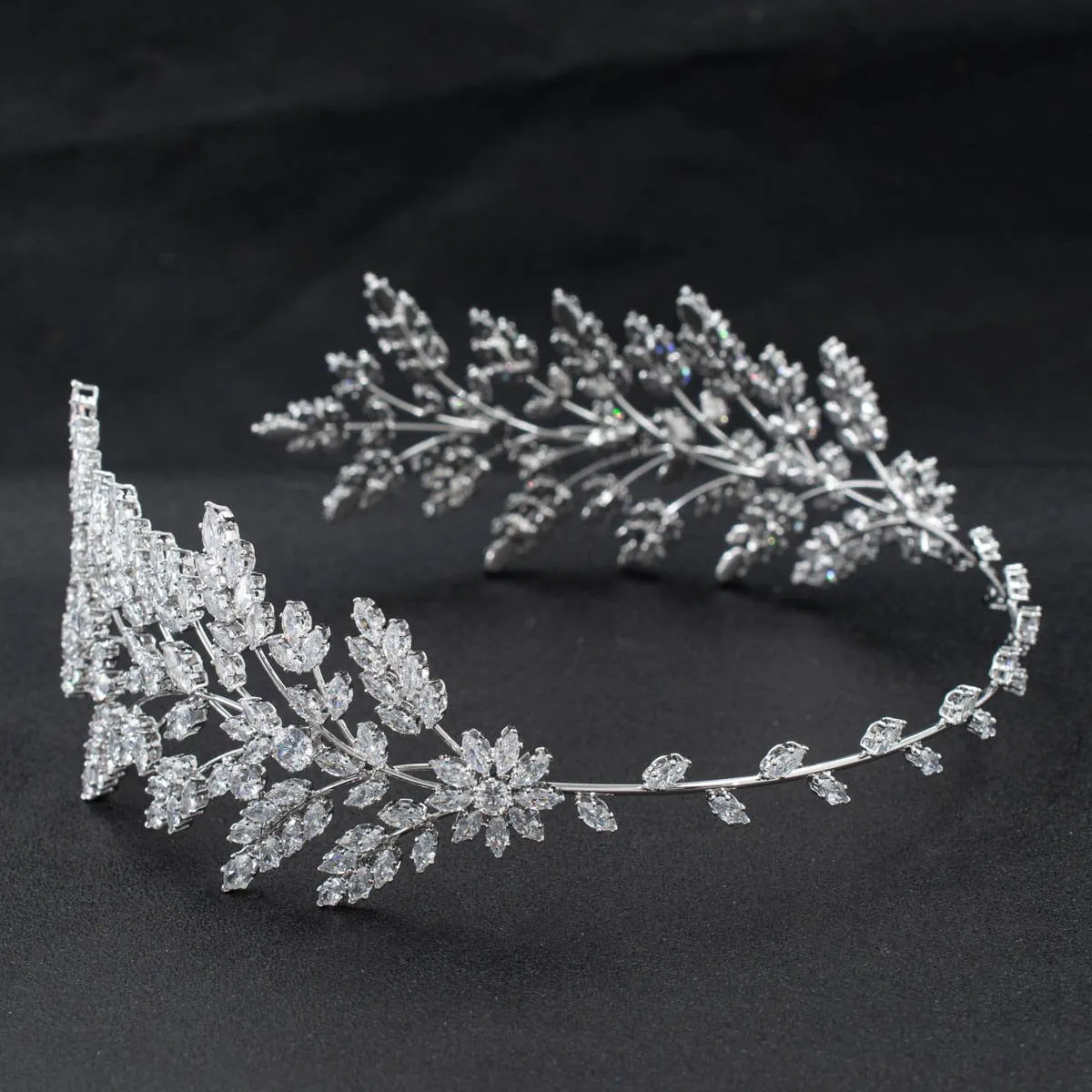 3/4 Round Cubic Zirconia Bridal Wedding Leaves Headband Hair Band Tiara for Women CHA10052