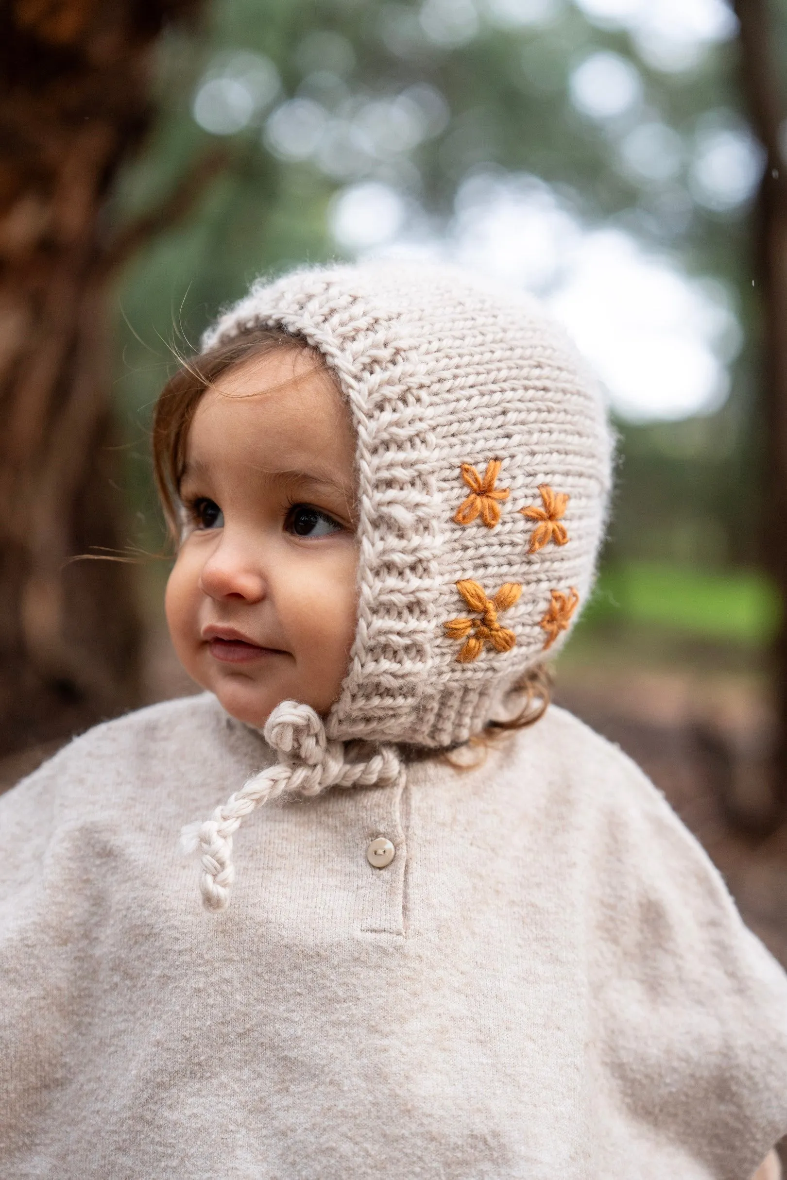 Acorn Flowers Bonnet - Oatmeal