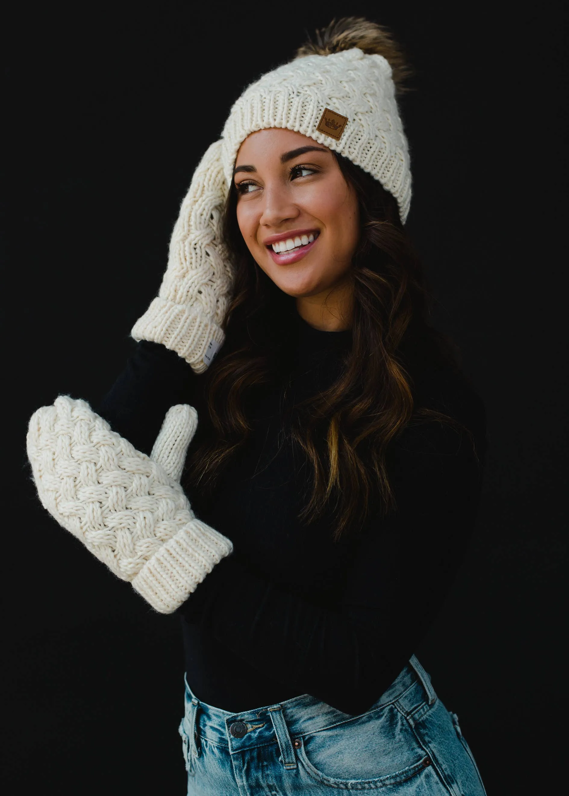 Cream Knit Mittens