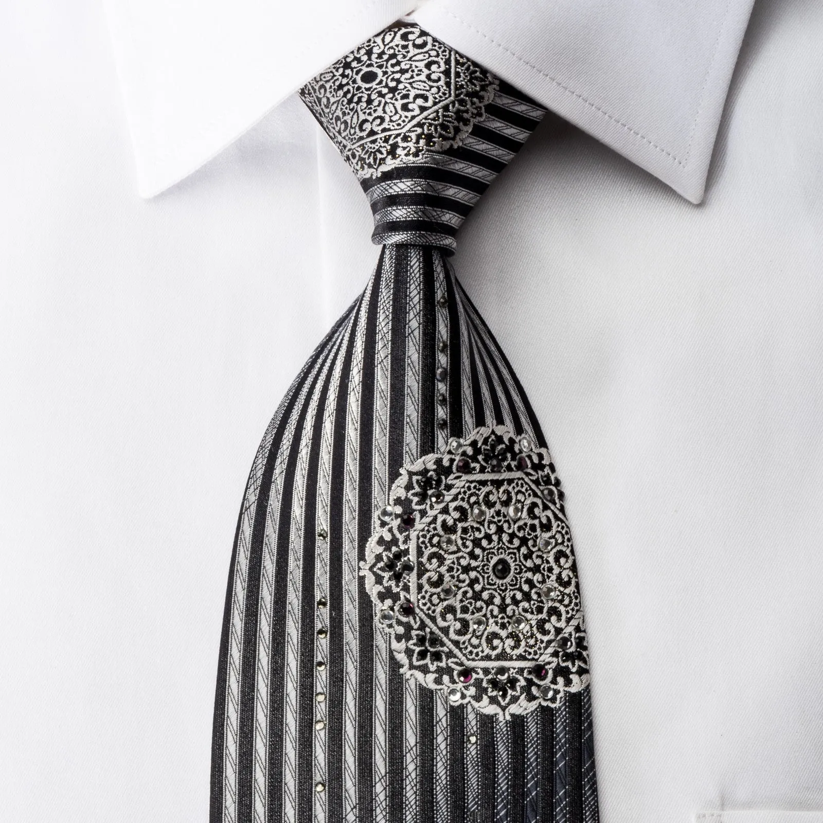 Indian Homme Rhinestone Necktie Silver Medallions & Striped On Black With Sparkles