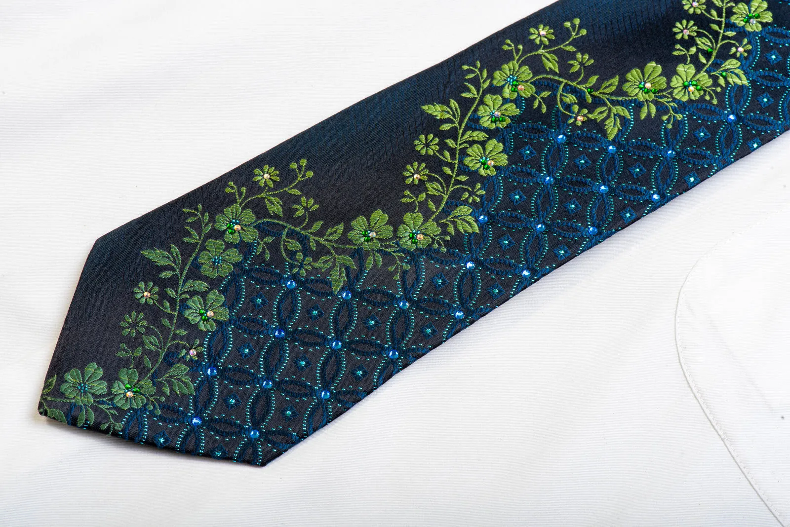 Perry Ellis Crystal Rhinestone Tie Green Floral & Geometric On Navy With Sparkles