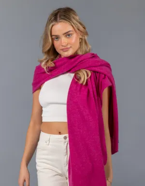 The Soft Cashmere Scarf in Berry